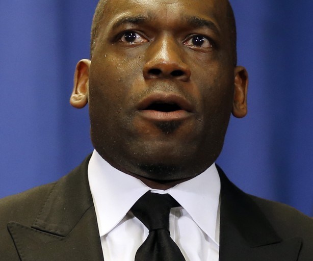 Armed With A Binder Of His Own, Pastor Jamal Bryant Responds #RHOP