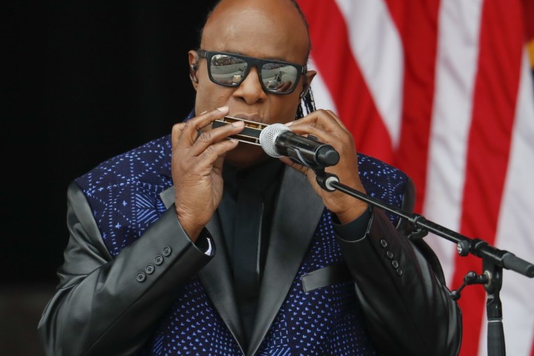 Stevie Wonder Says He’s Getting A Kidney Transplant In Fall