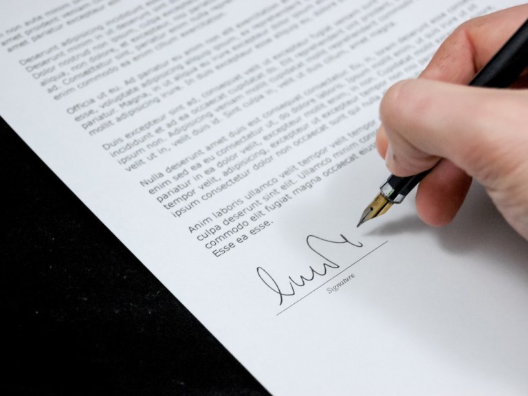 signing contract sign documentation pexels