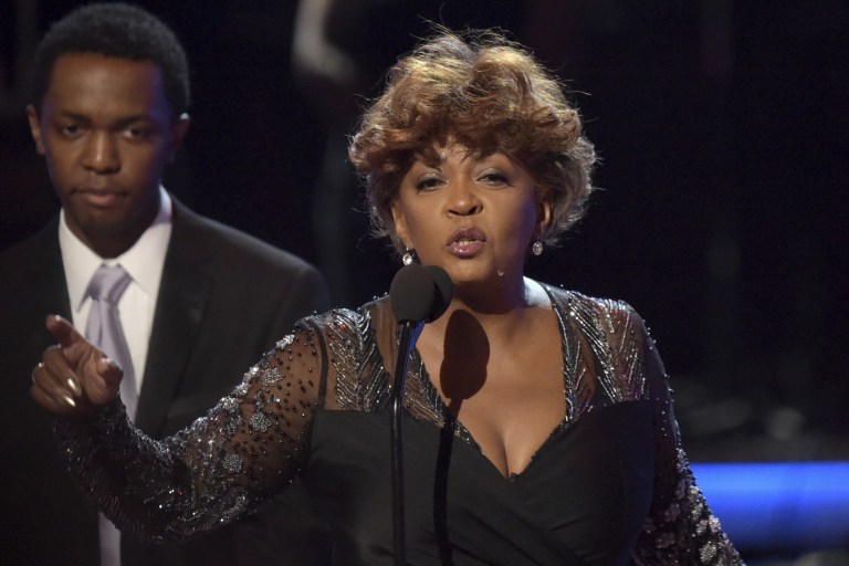 Anita Baker To Grace The Stage In Detroit This Summer