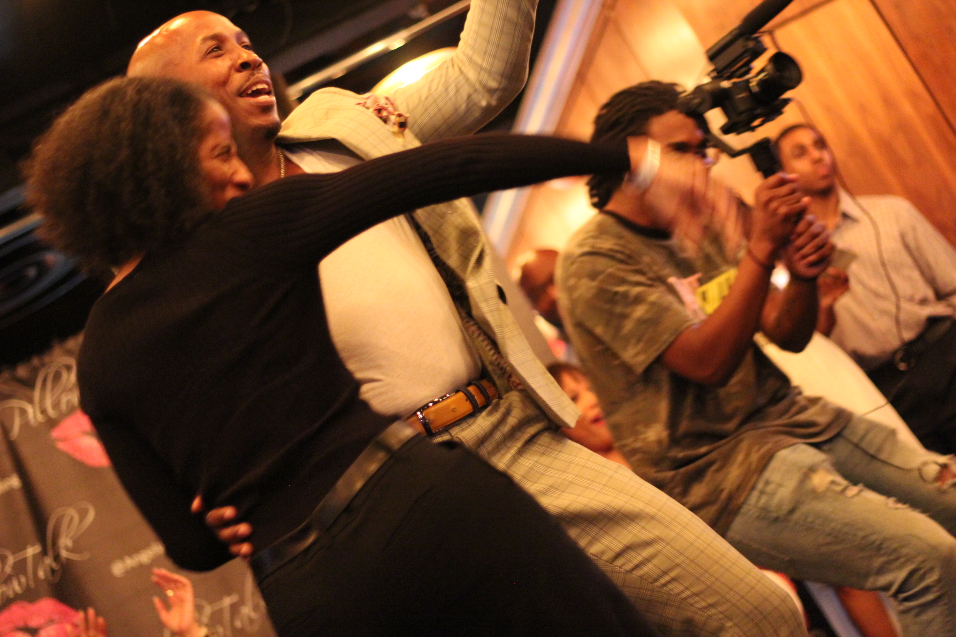 Pillowtalk Singles Mingle event_WHUR 29