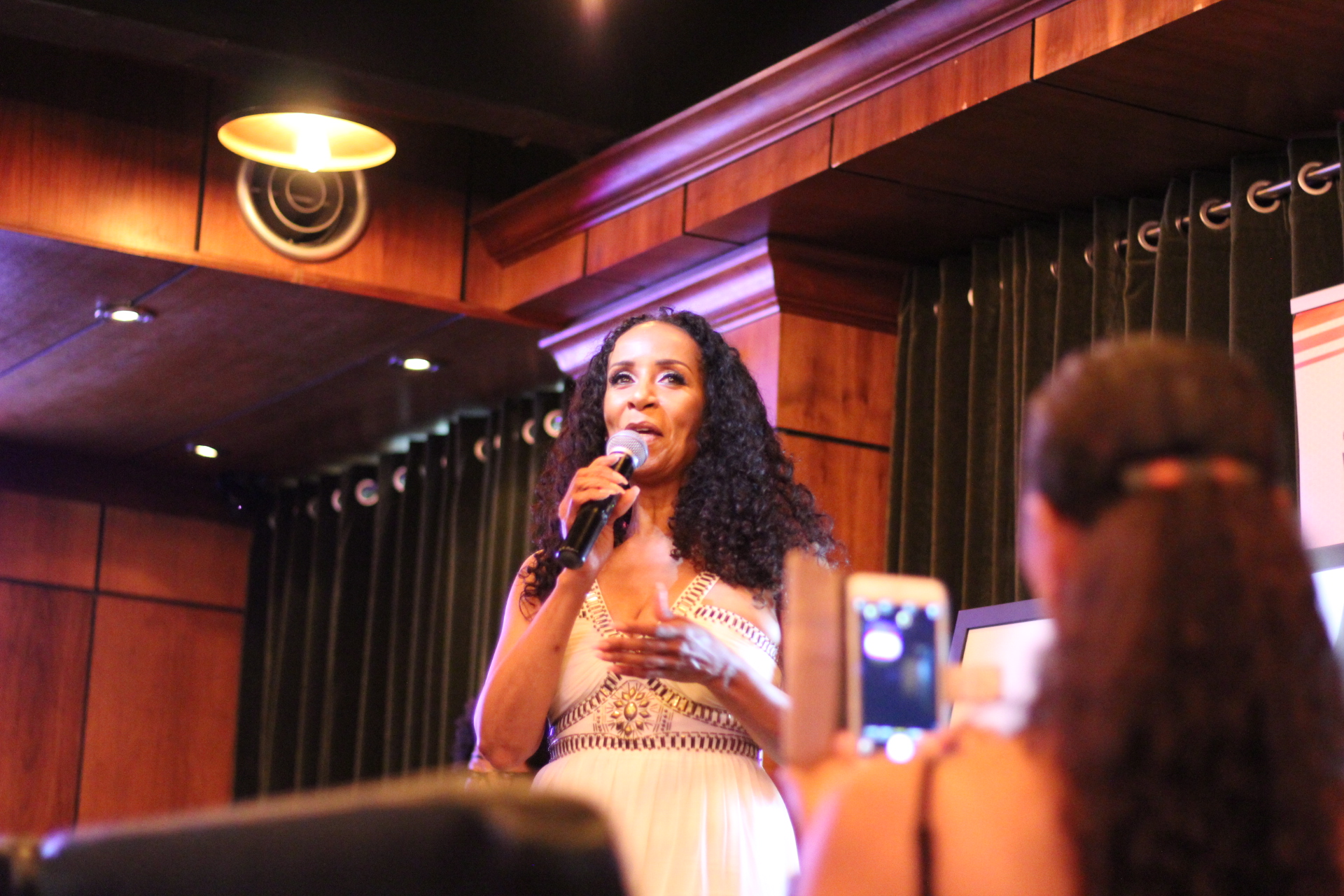 Pillowtalk Singles Mingle event_WHUR 68