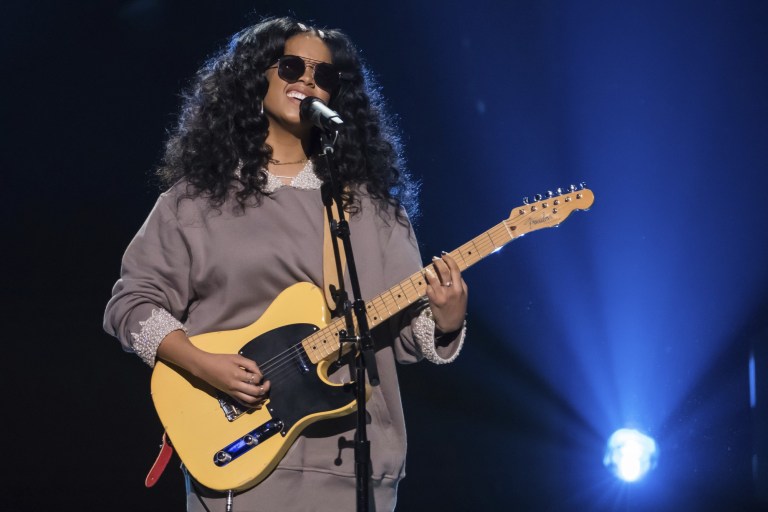 2019 BET Soul Train Awards Performers & Winners