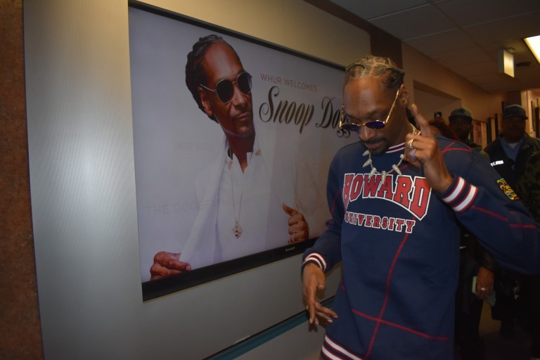 Snoop Dogg Says He’s ‘Giving Up Smoke’