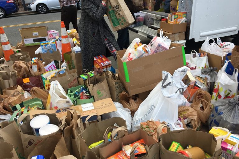WHUR Rolling Food Drive Provides Big for Furloughed Federal Workers
