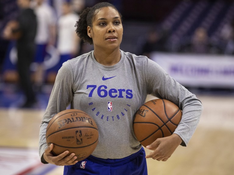 Philadelphia 76ers player development coach Lindsey Harding _Ap Images 4
