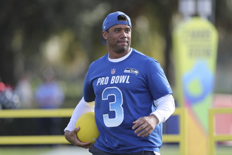 Russell Wilson Gifts Team With Amazon Stock