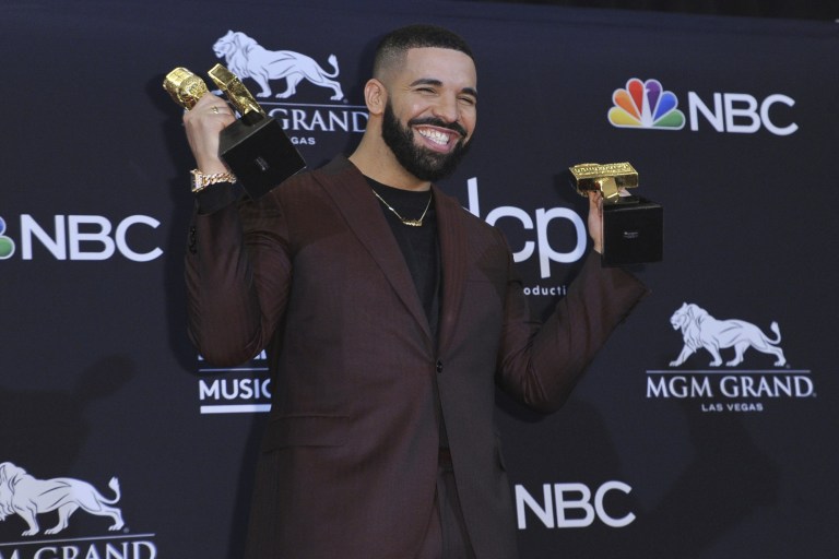 Billboard Charts To Incorporate Facebook Music Video Streams