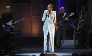 AFI Life Achievement Award – Show Jennifer Hudson_AP Images