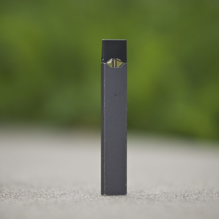Walmart Drops E-Cigarette Sales