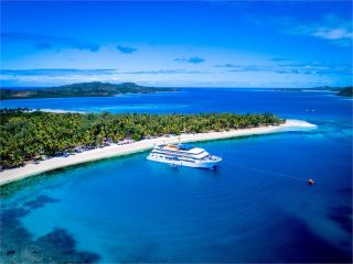 Blue-Lagoon-cruise-ship-cover-2_FIJI-World-Tour-2019-2020-320×240