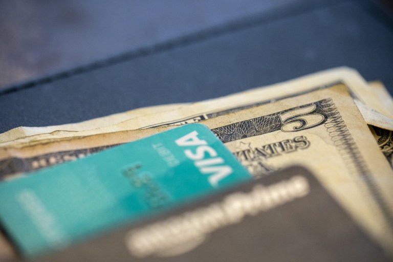 How A Credit Card Loan’s Fast And Easy Cash Can Cost You