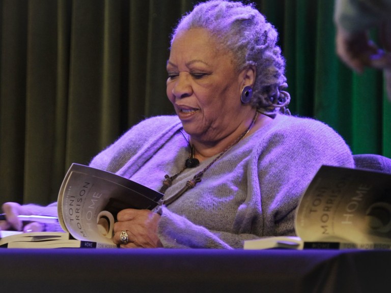 Toni Morrison_AP Images 6