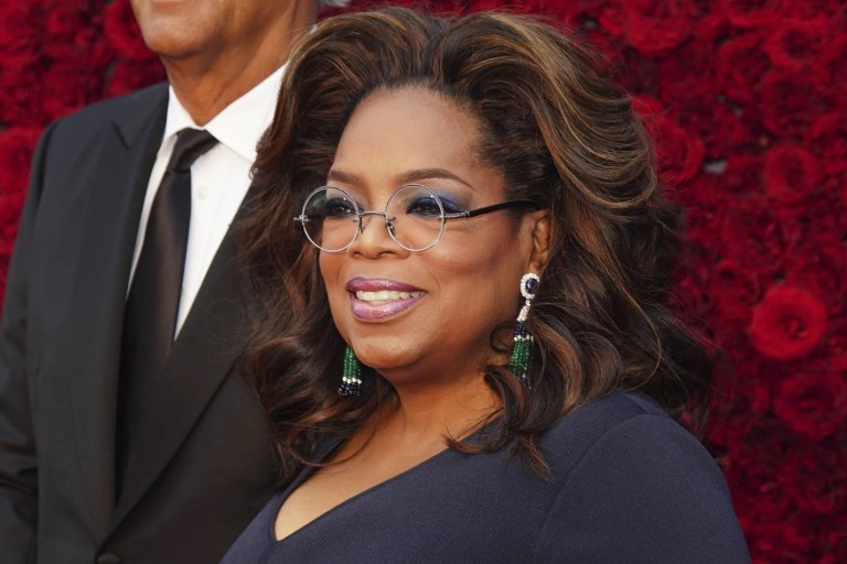 Oprah To Headline Facebook, Instagram Graduation Event