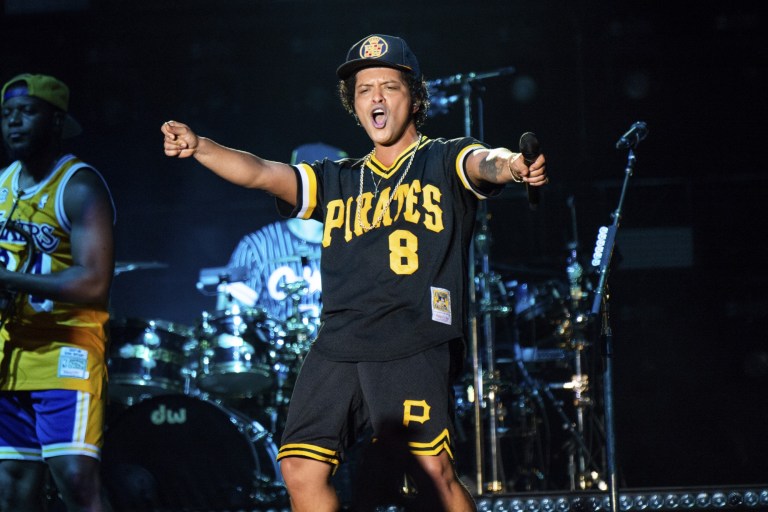 Bruno Mars’ Upcoming Las Vegas Show Sold Out  In Minutes