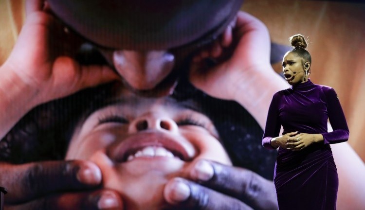 NBA All Star Game Basketball Kobe Bryant Tribute Jennifer Hudson_Ap Images 11