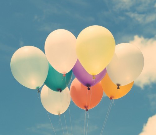 balloons-calm-clouds-colorful-574282