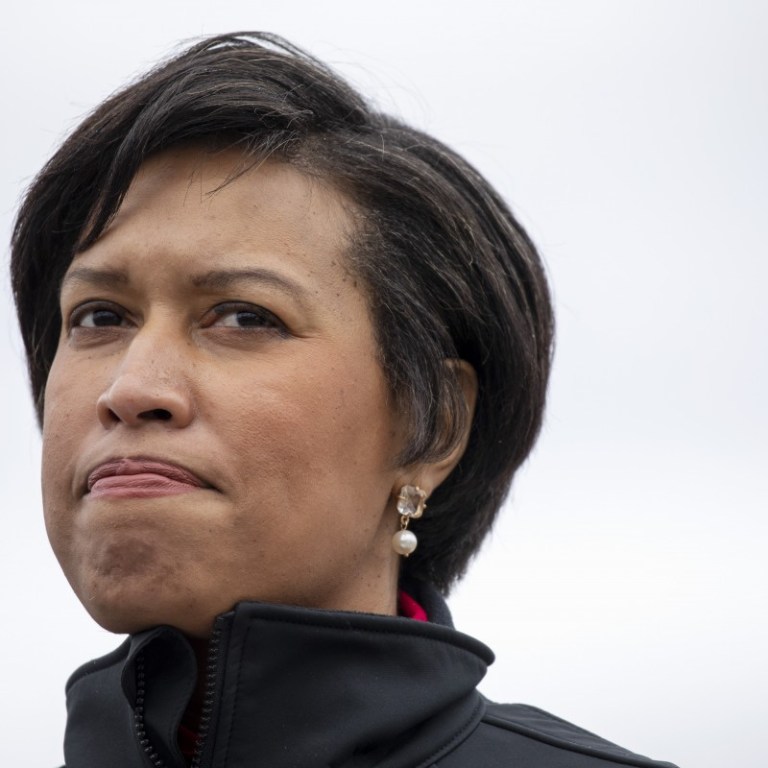 DC Mayor To Close Nonessential Business