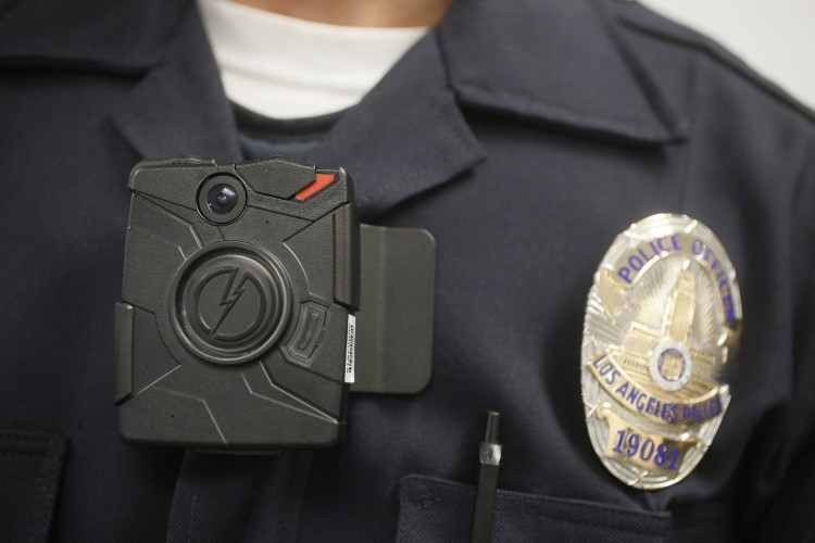 Police Tech Company Adds Live Facial Recognition To Bodycam Line, Begins Testing