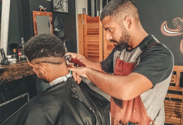 Governor Hogan Opens Salons, Barbershops