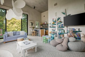 John Legend Chrissy Teigen Beverly Hills home_Anthony Barcelo, Courtesy of Douglas Elliman 10