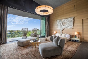 John Legend Chrissy Teigen Beverly Hills home_Anthony Barcelo, Courtesy of Douglas Elliman 17