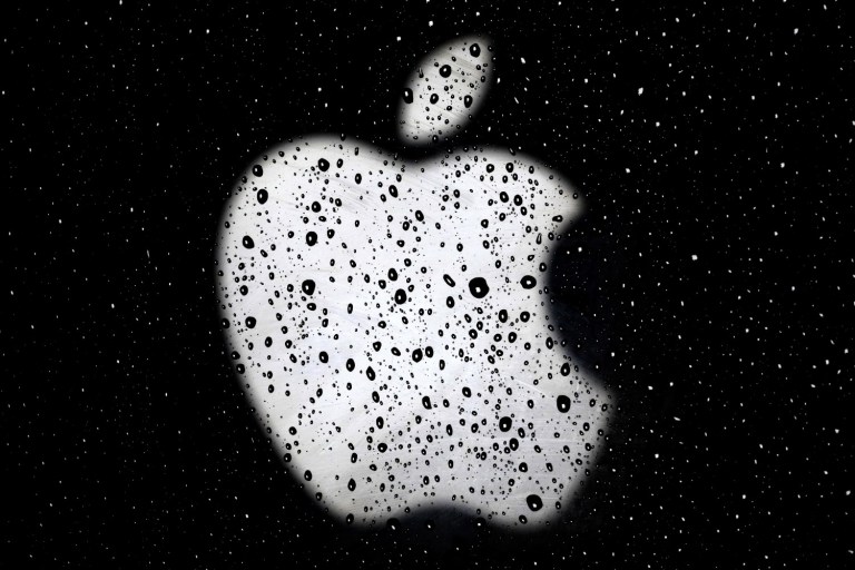 Apple, Google Build Virus-Tracing Tech Directly Into Phones