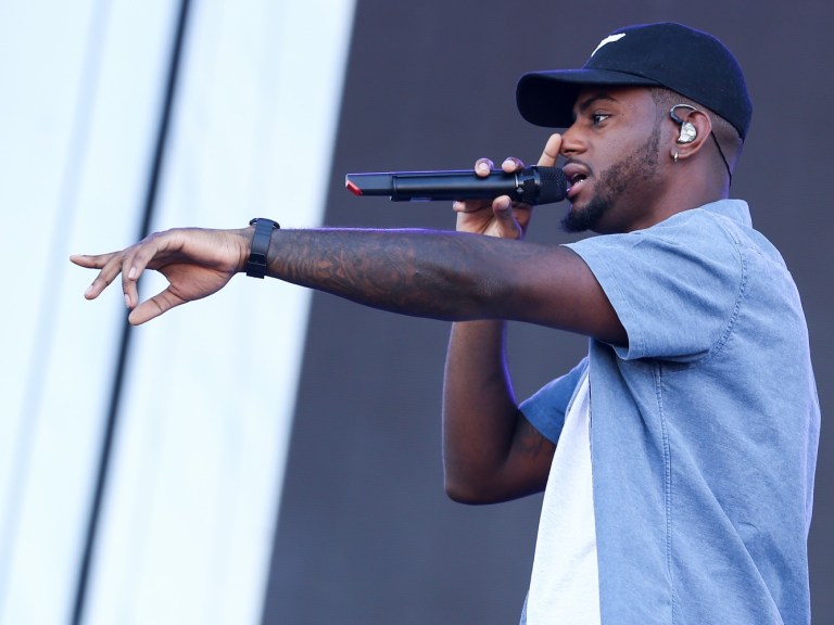inVision_John_Salangsang_Invision_AP_a_ENT_NV_USA_Bryson Tiller_Ap Images 4