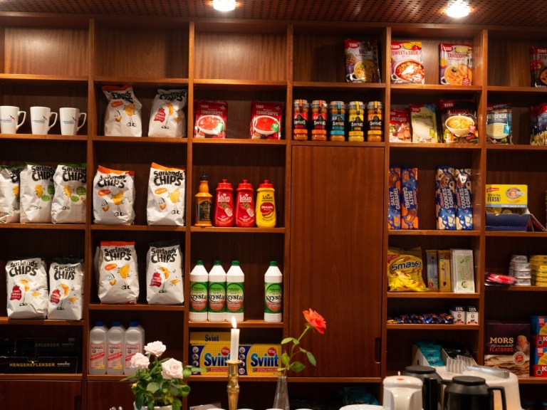 pexels-rene-groceries