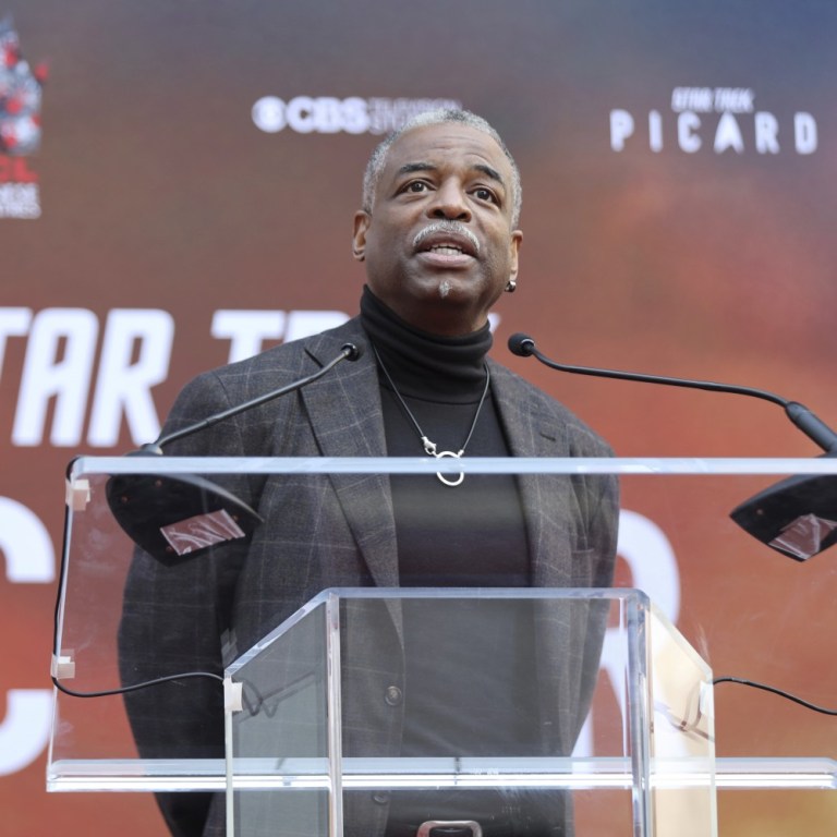 LeVar Burton To Start Book Club