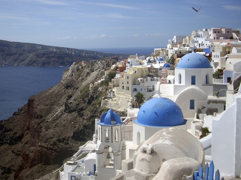 Travel_Trip_Santorini_AP images 2