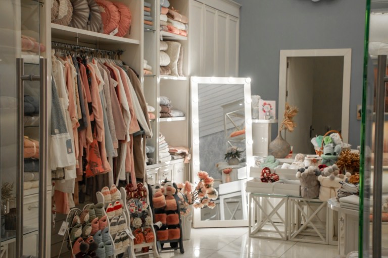 Reducing Clutter and Reorganizing Your Home