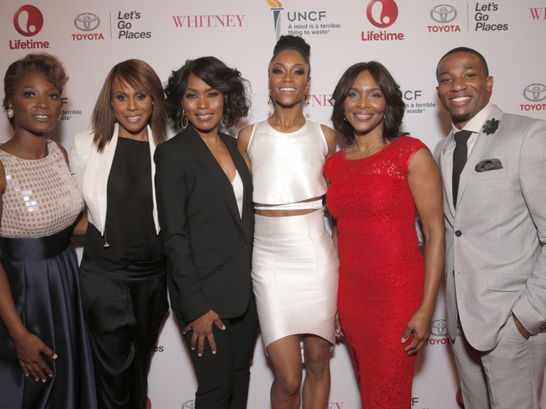 Suzzanne Douglas_AP Images