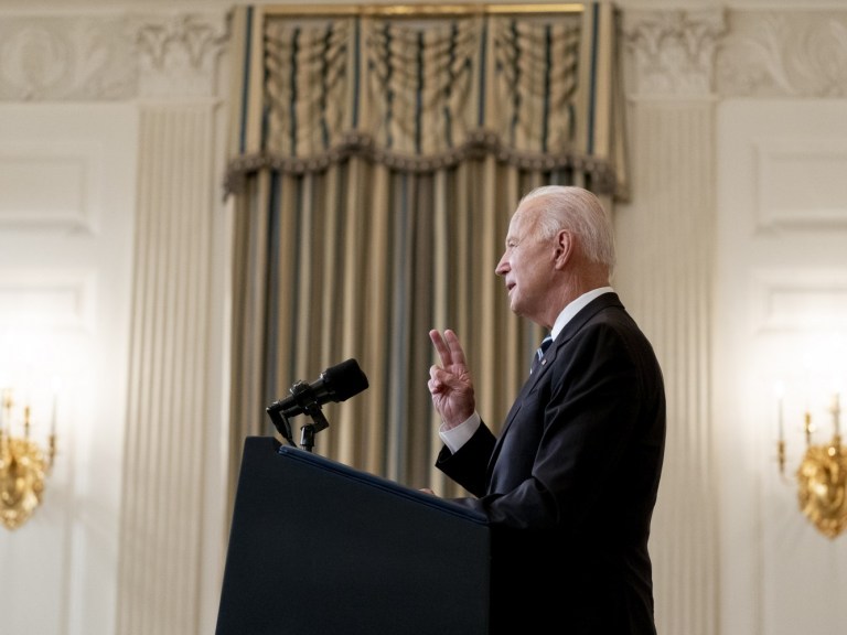 Biden_AP images 3