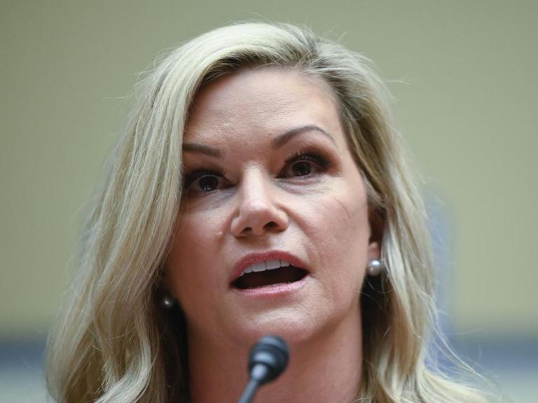 Former Commander employees testify