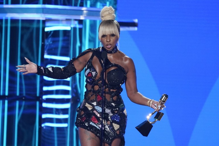 Mary J Blige Presented Icon Award At Billboard 2022