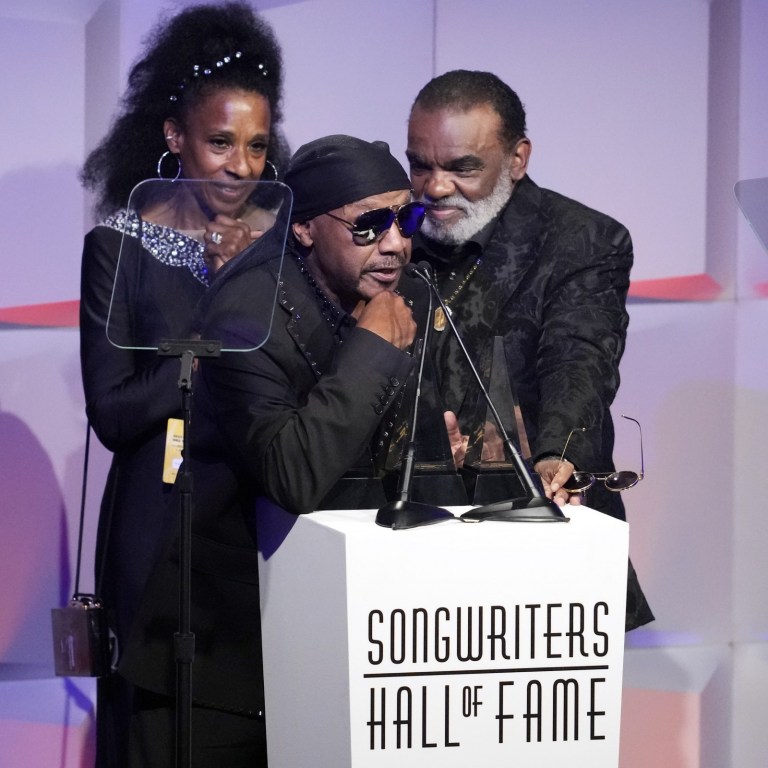 Mariah, Isley Brothers and Pharrell Inducted Into Songwriters Hall of Fame