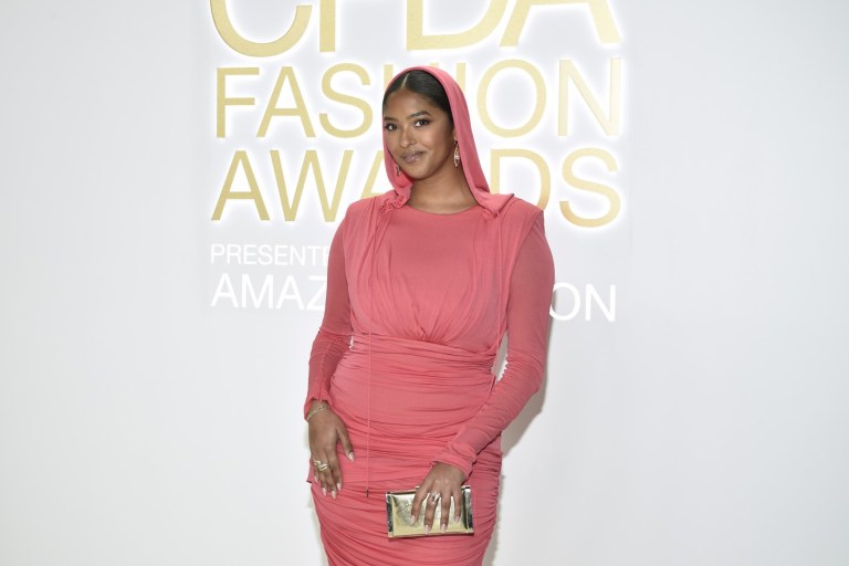 {UPDATE} Kobe Bryant’s Daughter Natalia Bryant Natalia Bryant Files Restraining Order Against Stalker Who Wants “A Kobe-Like Child Together”