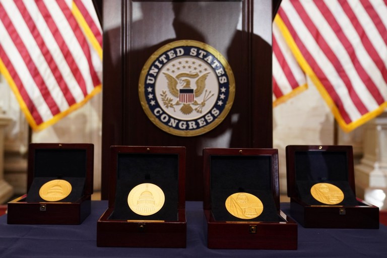 Officers Will Receive Congressional Medals For January 6th