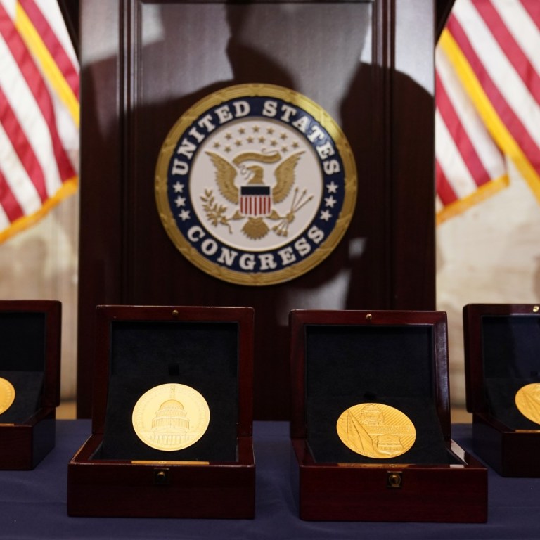 Officers Will Receive Congressional Medals For January 6th