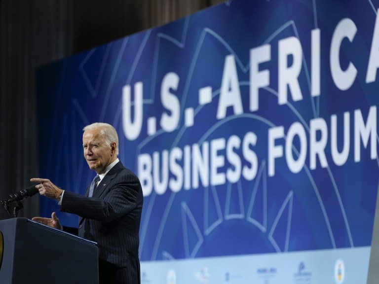 BIDENAFRICA1_APIMAGES