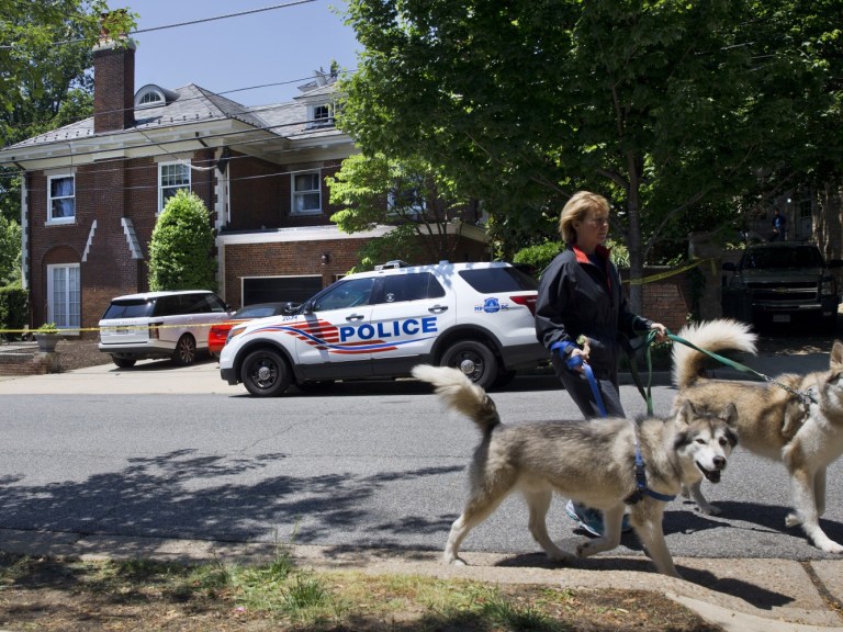 DC MANSION MURDERS_APIMAGES