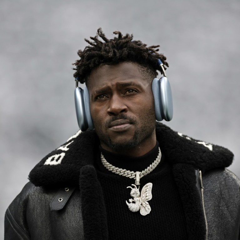 Arrest Warrant Issued For Antonio Brown