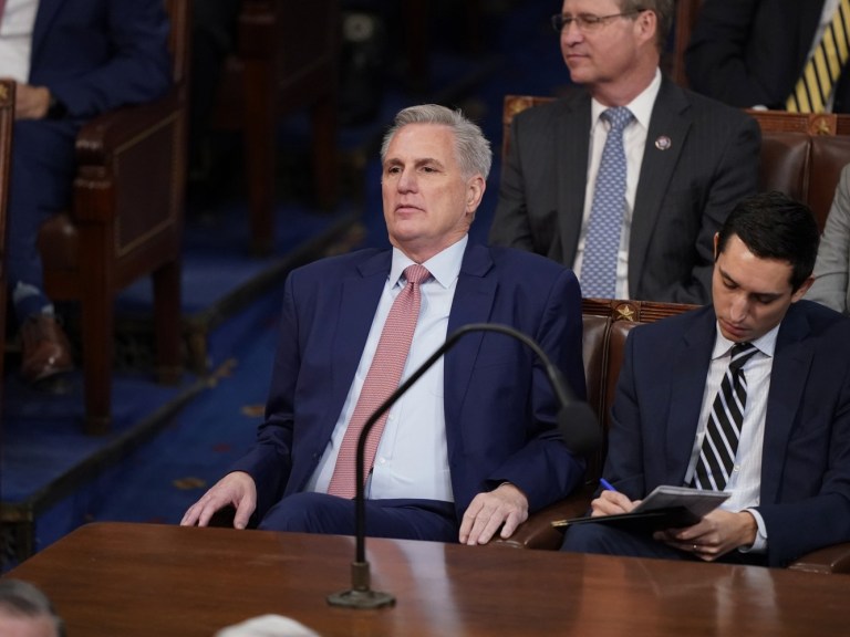 MCCARTHY LOSES2_APIMAGES