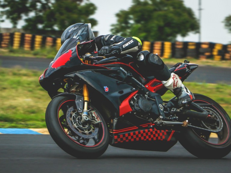 motorcycle – pexels