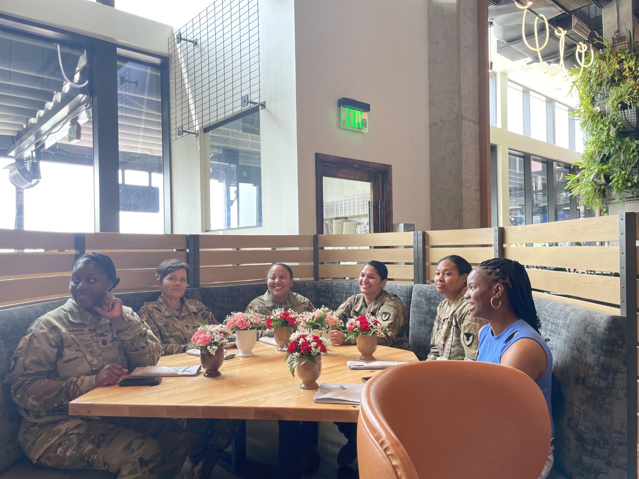 WHUR & FedEx Host 11th Annual Moms Who Serve Luncheon - WHUR 96.3 FM