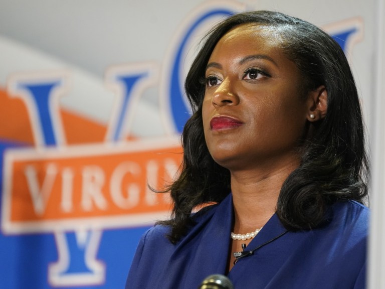 Jennifer Carroll Foy1_apimages