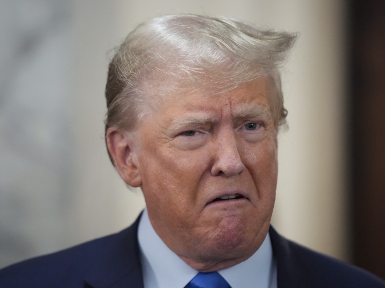 TRUMP FRAUD1_APIMAGES