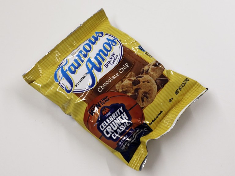 AP FAMOUS AMOS COOKIES