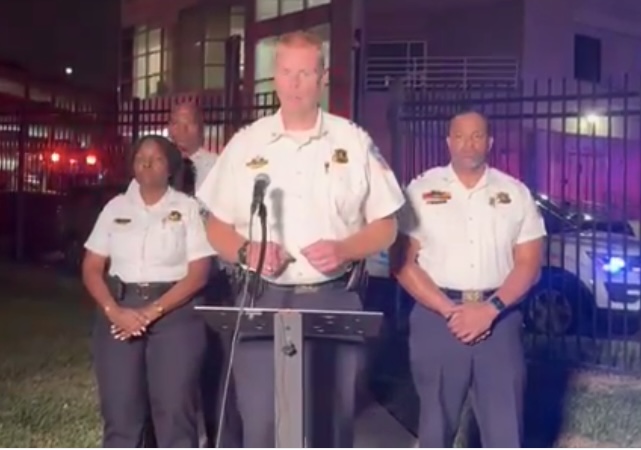 DC Police Officer Fatally Shot While Retrieving A Gun